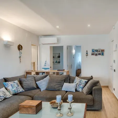 Lliris Amb Encant Per 4 Persones A 10 Minuts De La Platja I Del Centre De شقة