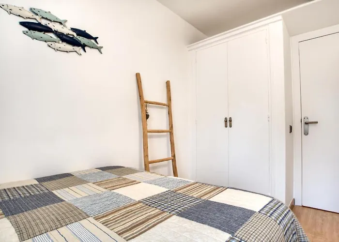 Lliris Amb Encant Per 4 Persones A 10 Minuts De La Platja I Del Centre De Apartamento