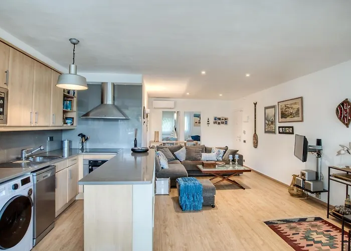 Lliris Amb Encant Per 4 Persones A 10 Minuts De La Platja I Del Centre De